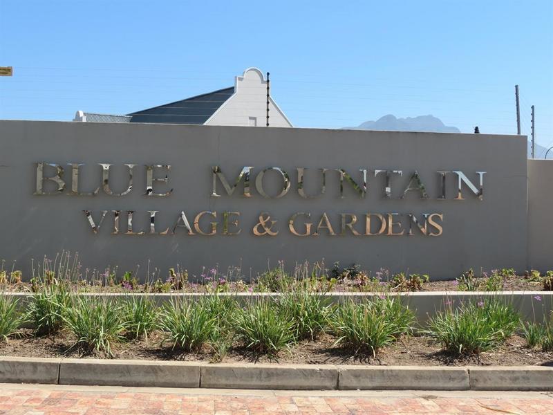 2 Bedroom Property for Sale in Blue Mountain Village Western Cape